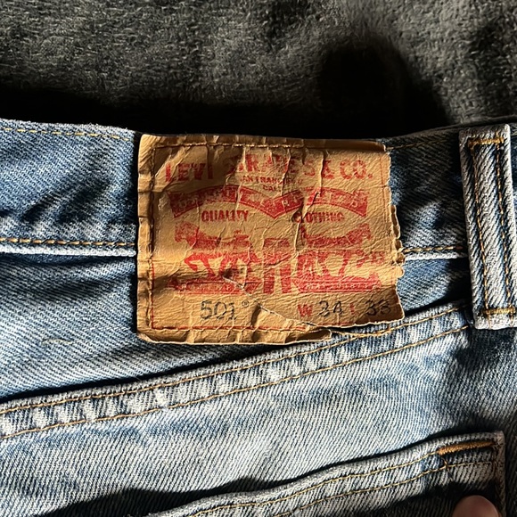 Levi 501 Jeans (34x38) - Picture 2 of 3